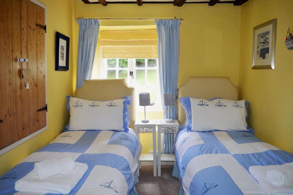 Thornwell Cottage - Heart Of The Village, Amazing Gardens, Glorious Views And Brimming With Character Dittisham Екстериор снимка